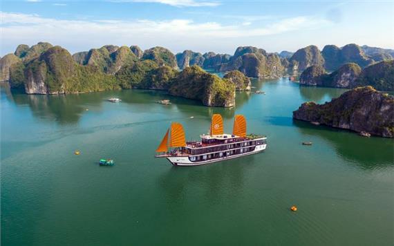 Peony Cruises Lan Ha Bay